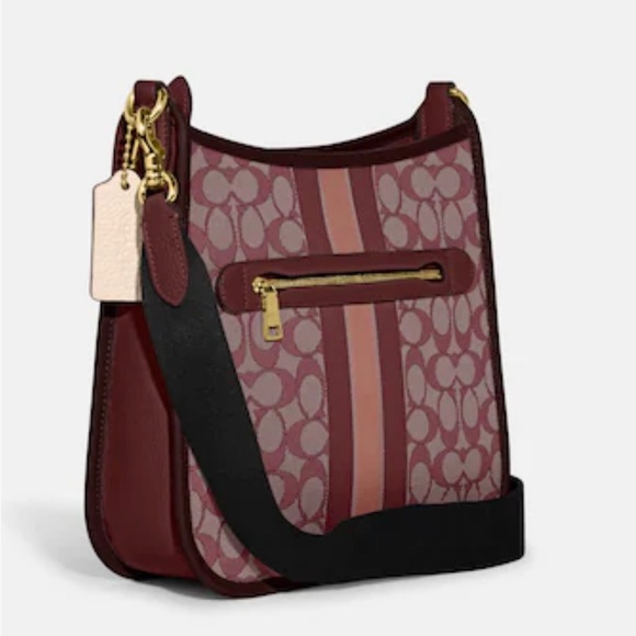 COACH 🆕 Dempsey File Bag Signature Jacquard,Stripe & Patch in Wine Reds - Picture 2 of 3